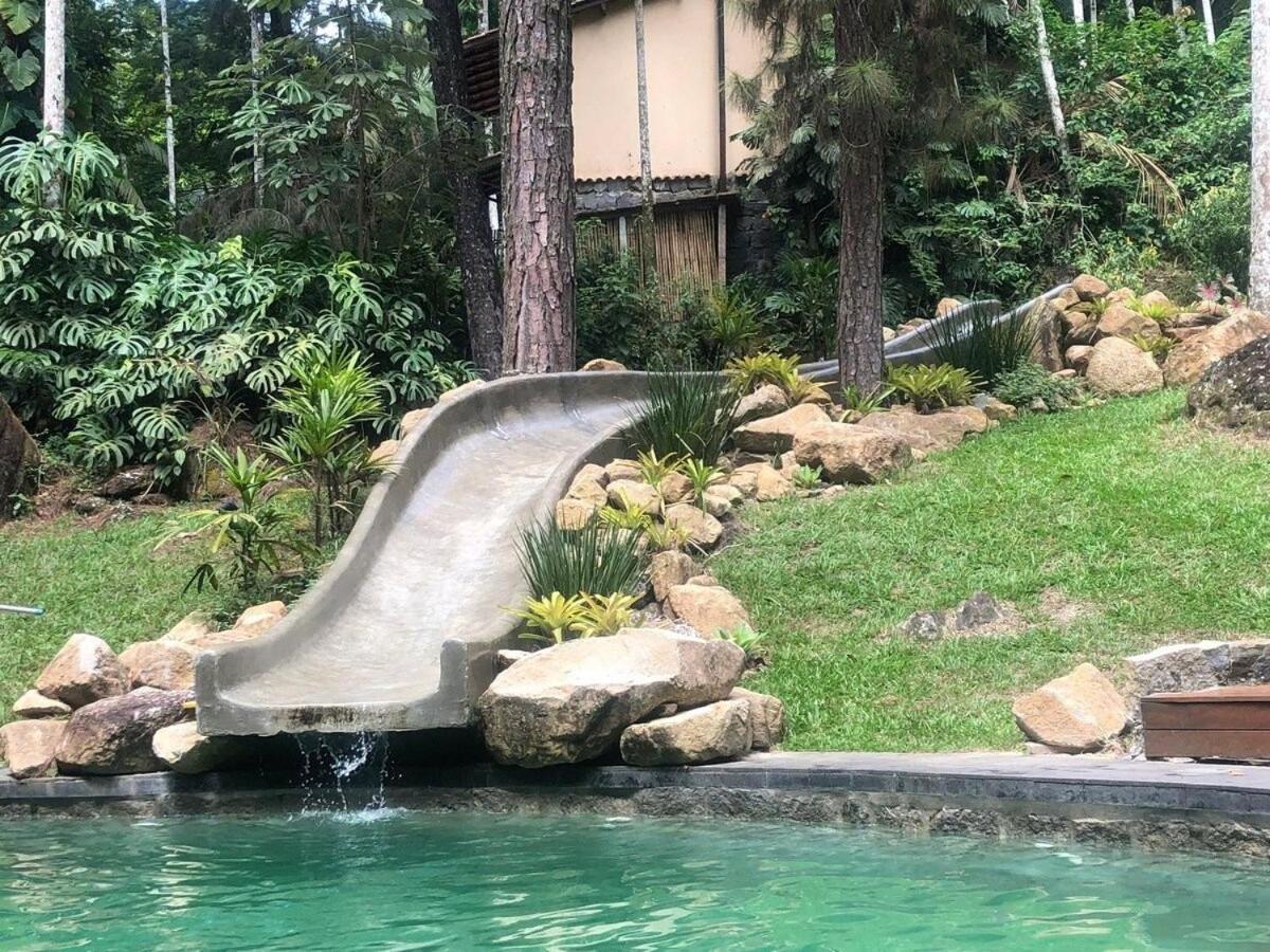 Refúgio romântico em meio à natureza Penedo  Extérieur photo