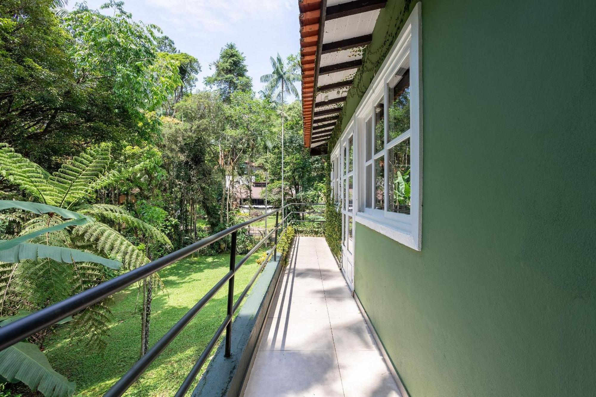 Refúgio romântico em meio à natureza Penedo  Extérieur photo